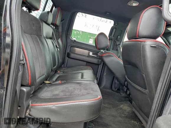 ✅ 2014 Ford F-150 Platinum • VIN: 1FTFW1ET9EFA82767 • Lot: 94850145. Wystawiony na Copart z przebiegiem 216 841 mil. Bezpłatny archiwum sprzedaży aukcyjnych z USA i szczegółowy raport historii pojazdu na DreamBid. Zdjęcie 10.