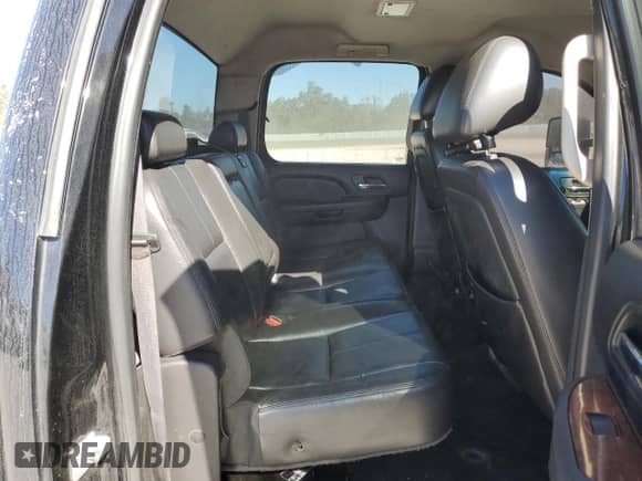 2011 Chevrolet Silverado 3500HD DRW LTZ z VIN 1GC4K1C86BF158474, wystawiony jako Copart lot #81542874 z przebiegiem 210 488 mil mil oraz Szkoda całkowita • Salvage title. Historia ofert i sprzedaży dostępna na DreamBid. Obrazek 10.