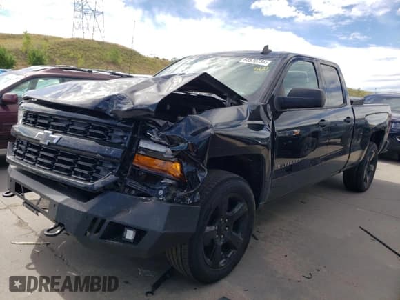 ✅ 2016 Chevrolet Silverado 1500 LS • VIN: 1GCVKNEC0GZ264342 • Лот: 68570734. Опубликован ранее на Copart с пробегом 91 180 миль. Бесплатный доступ к архиву аукционных продаж из США и подробный отчёт об истории автомобиля на DreamBid. Изображение 1.