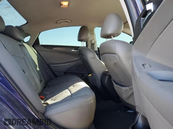 ✅ 2012 Hyundai Sonata Limited • VIN: 5NPEC4AB8CH404899 • Lot: 72149784. Listed on Copart with 121,576 mi. Free auction sales archive from the USA and detailed vehicle history report at DreamBid. Image 11.