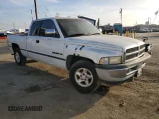 1997 Dodge 1500 с VIN 3B7HC13YXVG827475, выставлен на аукционе Copart как лот 86077464 с пробегом 210 679 миль миль и Чистый • Clean title. История ставок и продаж доступна на DreamBid. Изображение 4.