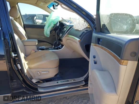 2012 Hyundai Veracruz Limited z VIN KM8NU4CC5CU203966, wystawiony jako IAAI lot #41405622 z przebiegiem 150 938 mil mil oraz . Historia ofert i sprzedaży dostępna na DreamBid. Obrazek 5.