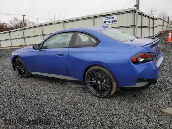 ✅ 2024 BMW 2 Series 230i xDrive • VIN: 3MW33CM0XR8E63098 • Lot: 50209555. Wystawiony na Copart z przebiegiem 4 189 mil. Bezpłatny archiwum sprzedaży aukcyjnych z USA i szczegółowy raport historii pojazdu na DreamBid. Zdjęcie 2.