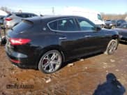 ✅ 2019 Maserati Levante S • VIN: ZN661YUA1KX308215 • Lot: 42875134. Wystawiony na Copart z przebiegiem Nie podano. Bezpłatny archiwum sprzedaży aukcyjnych z USA i szczegółowy raport historii pojazdu na DreamBid. Zdjęcie 3.