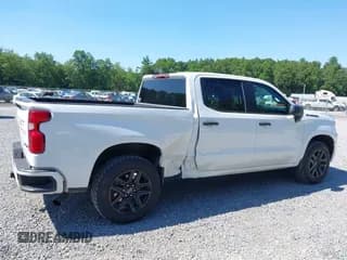 ✅ 2023 Chevrolet Silverado 1500 Custom • VIN: 1GCPDBEKXPZ264163 • Lot: 42630768. Wystawiony na IAAI z przebiegiem 61 305 mil. Bezpłatny archiwum sprzedaży aukcyjnych z USA i szczegółowy raport historii pojazdu na DreamBid. Zdjęcie 6.