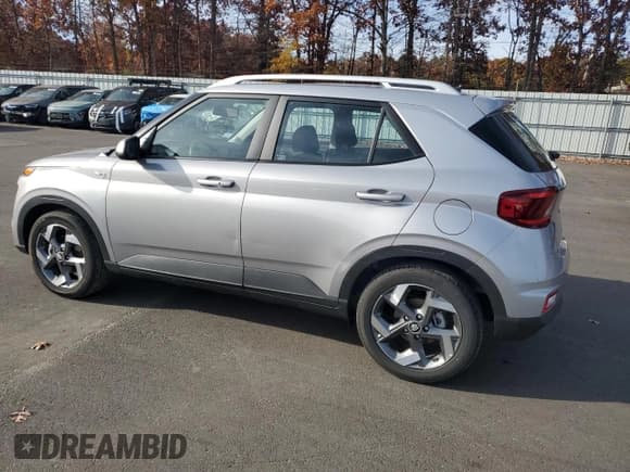 ✅ 2025 Hyundai Venue SEL • VIN: KMHRC8A36SU381124 • Лот: 91694535. Опубликован ранее на Copart с пробегом 12 853 миль. Бесплатный доступ к архиву аукционных продаж из США и подробный отчёт об истории автомобиля на DreamBid. Изображение 2.