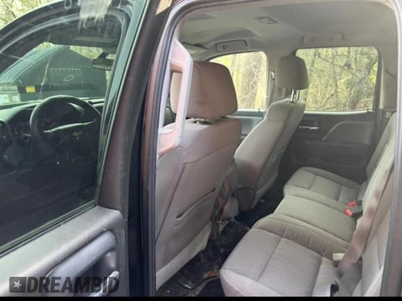 ✅ 2016 Chevrolet Silverado 1500 LS • VIN: 1GCVKNEC0GZ154343 • Лот: 52903535. Опубликован ранее на Copart с пробегом 175 168 миль. Бесплатный доступ к архиву аукционных продаж из США и подробный отчёт об истории автомобиля на DreamBid. Изображение 6.