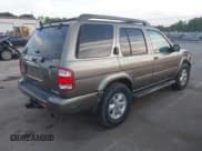 ✅ 2002 Nissan Pathfinder LE • VIN: JN8DR09Y42W733463 • Lot: 42077161. Listed on IAAI with 174,661 mi. Free auction sales archive from the USA and detailed vehicle history report at DreamBid. Image 4.