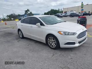 ✅ 2015 Ford Fusion SE • VIN: 1FA6P0HD9F5116439 • Lot: 43479817. Wystawiony na IAAI z przebiegiem 119 752 mil. Bezpłatny archiwum sprzedaży aukcyjnych z USA i szczegółowy raport historii pojazdu na DreamBid. Zdjęcie 1.