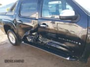 ✅ 2007 Chevrolet Avalanche 2LT • VIN: 3GNFK12377G265447 • Lot: 41795586. Listed on IAAI with 229,054 mi. Free auction sales archive from the USA and detailed vehicle history report at DreamBid. Image 6.