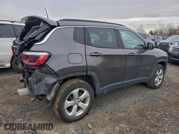 ✅ 2019 Jeep Compass Latitude • VIN: 3C4NJDBB2KT847746 • Lot: 95146955. Listed on Copart with 68,627 mi. Free auction sales archive from the USA and detailed vehicle history report at DreamBid. Image 3.