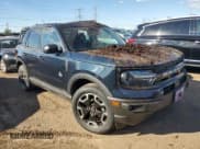 ✅ 2023 Ford Bronco Sport Outer Banks • VIN: 3FMCR9C65PRE22780 • Лот: 85850005. Опубликован ранее на Copart с пробегом 29 060 миль. Бесплатный доступ к архиву аукционных продаж из США и подробный отчёт об истории автомобиля на DreamBid. Изображение 4.