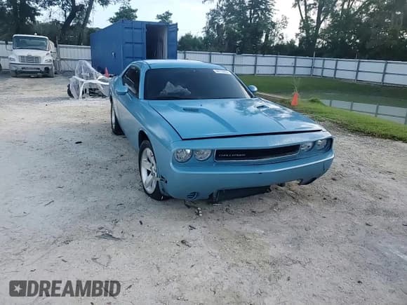 ✅ 2012 Dodge Challenger SXT Plus • VIN: 2C3CDYAG7CH100693 • Лот: 84772665. Опубликован ранее на Copart с пробегом 129 067 миль. Бесплатный доступ к архиву аукционных продаж из США и подробный отчёт об истории автомобиля на DreamBid. Изображение 13.