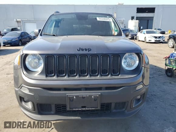 ✅ 2018 Jeep Renegade Altitude • VIN: ZACCJBBBXJPH08739 • Lot: 70336975. Wystawiony na Copart z przebiegiem 177 294 mil. Bezpłatny archiwum sprzedaży aukcyjnych z USA i szczegółowy raport historii pojazdu na DreamBid. Zdjęcie 5.
