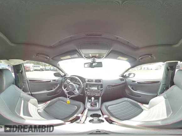 ✅ 2015 Volkswagen Jetta GLI SE • VIN: 3VW4T7AJ5FM413057 • Lot: 84270405. Listed on Copart with 122,658 mi. Free auction sales archive from the USA and detailed vehicle history report at DreamBid. Image 15.