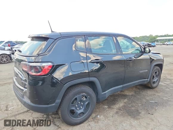 ✅ 2021 Jeep Compass Sport • VIN: 3C4NJCAB7MT588461 • Lot: 61834045. Listed on Copart with 114,732 mi. Free auction sales archive from the USA and detailed vehicle history report at DreamBid. Image 3.