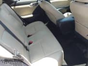 ✅ 2011 Lexus CT 200h • VIN: JTHKD5BH3B2015398 • Lot: 43056775. Wystawiony na IAAI z przebiegiem 157 908 mil. Bezpłatny archiwum sprzedaży aukcyjnych z USA i szczegółowy raport historii pojazdu na DreamBid. Zdjęcie 8.