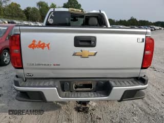 ✅ 2017 Chevrolet Colorado 4WD Z71 • VIN: 1GCGTDEN6H1182505 • Лот: 70742704. Опубликован ранее на Copart с пробегом 120 551 миль. Бесплатный доступ к архиву аукционных продаж из США и подробный отчёт об истории автомобиля на DreamBid. Изображение 6.