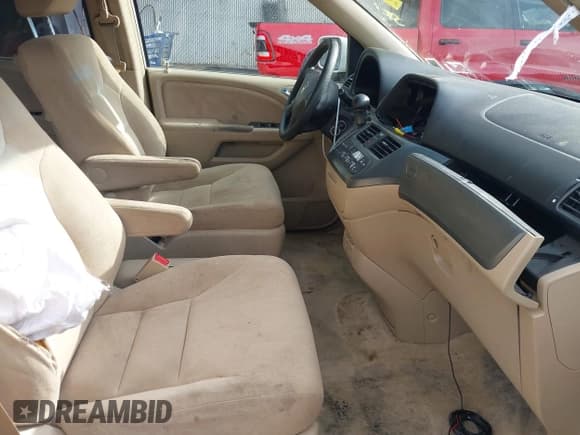 ✅ 2005 Honda Odyssey EX • VIN: 5FNRL38425B109589 • Lot: 43742936. Listed on IAAI with 237,190 mi. Free auction sales archive from the USA and detailed vehicle history report at DreamBid. Image 5.