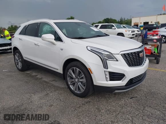 ✅ 2025 Cadillac XT5 AWD Premium Luxury • VIN: 1GYKNDRS9SZ136920 • Лот: 43252861. Опубликован ранее на IAAI с пробегом 10 789 миль. Бесплатный доступ к архиву аукционных продаж из США и подробный отчёт об истории автомобиля на DreamBid. Изображение 1.