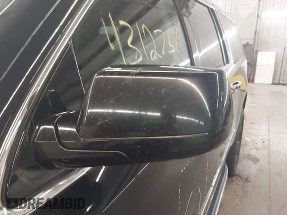 ✅ 2016 GMC Yukon XL Denali • VIN: 1GKS2HKJ6GR428205 • Lot: 43127589. Wystawiony na IAAI z przebiegiem 160 096 mil. Bezpłatny archiwum sprzedaży aukcyjnych z USA i szczegółowy raport historii pojazdu na DreamBid. Zdjęcie 12.