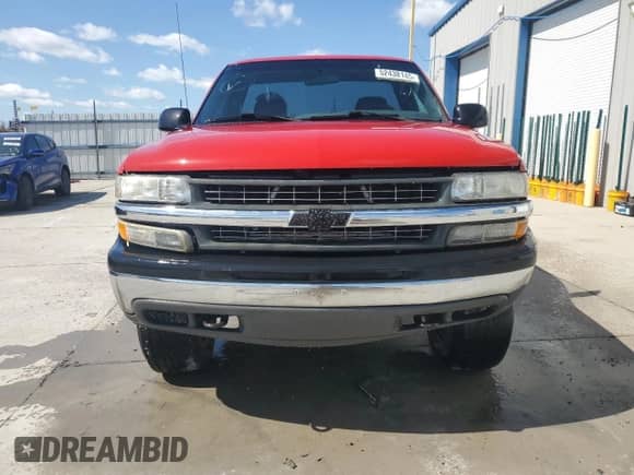 2002 Chevrolet Silverado 1500 LS z VIN 1GCEK14V52Z252823, wystawiony jako Copart lot #52438145 z przebiegiem 219 028 mil mil oraz Szkoda całkowita • Salvage title. Historia ofert i sprzedaży dostępna na DreamBid. Obrazek 5.