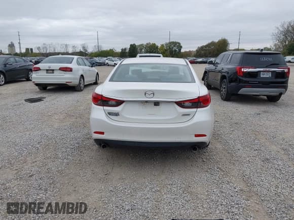 ✅ 2014 Mazda 6 i Sport • VIN: JM1GJ1U67E1158191 • Lot: 43509565. Listed on IAAI with 129,066 mi. Free auction sales archive from the USA and detailed vehicle history report at DreamBid. Image 16.