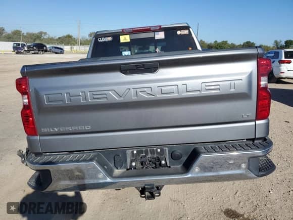 2021 Chevrolet Silverado 1500 LT z VIN 1GCPWCED1MZ157001, wystawiony jako Copart lot #85328585 z przebiegiem 61 775 mil mil oraz Szkoda całkowita • Salvage title. Historia ofert i sprzedaży dostępna na DreamBid. Obrazek 6.