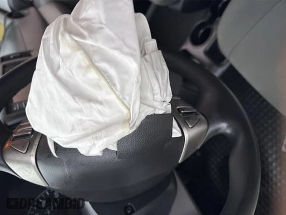 ✅ 2020 Nissan NV200 S • VIN: 3N6CM0KN8LK703690 • Lot: 43865235. Listed on IAAI with 94,901 mi. Free auction sales archive from the USA and detailed vehicle history report at DreamBid. Image 17.