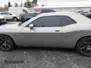 2016 Dodge Challenger R/T Scat Pack z VIN 2C3CDZFJ6GH192444, wystawiony jako IAAI lot #43547691 z przebiegiem 113 524 mil mil oraz . Historia ofert i sprzedaży dostępna na DreamBid. Obrazek 14.