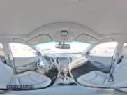 ✅ 2014 Hyundai Santa Fe • VIN: 5XYZUDLB2EG229927 • Lot: 80531385. Wystawiony na Copart z przebiegiem 128 405 mil. Bezpłatny archiwum sprzedaży aukcyjnych z USA i szczegółowy raport historii pojazdu na DreamBid. Zdjęcie 15.