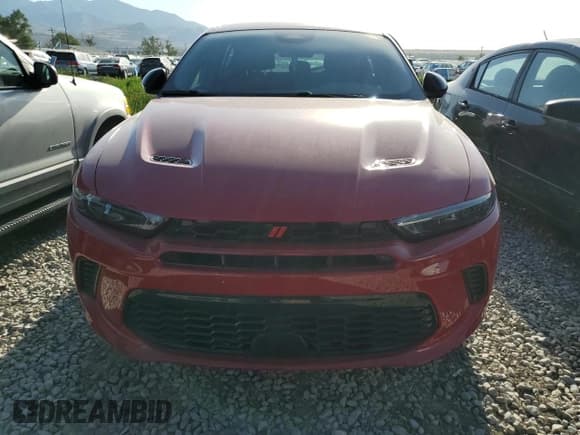 ✅ 2024 Dodge Hornet R/T • VIN: ZACPDFCW1R3A20990 • Lot: 63321345. Listed on Copart with 18,172 mi. Free auction sales archive from the USA and detailed vehicle history report at DreamBid. Image 5.