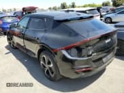 ✅ 2023 Kia EV6 GT-Line • VIN: KNDC4DLCXP5115507 • Лот: 59076024. Опубликован ранее на Copart с пробегом 5 863 миль. Бесплатный доступ к архиву аукционных продаж из США и подробный отчёт об истории автомобиля на DreamBid. Изображение 2.