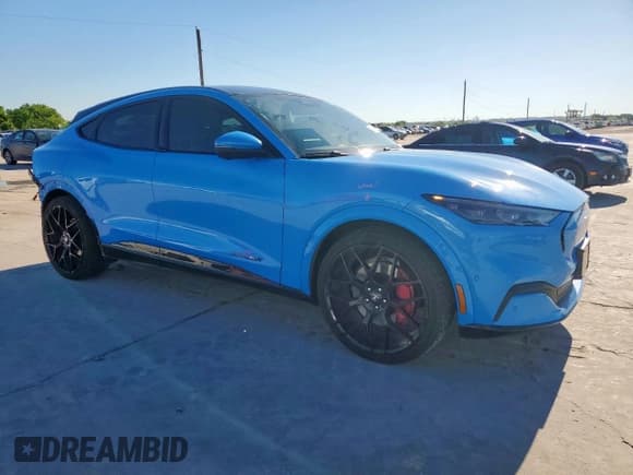 ✅ 2021 Ford Mustang Mach-E Premium • VIN: 3FMTK3SUXMMA06668 • Lot: 55467465. Listed on Copart with 46,380 mi. Free auction sales archive from the USA and detailed vehicle history report at DreamBid. Image 4.