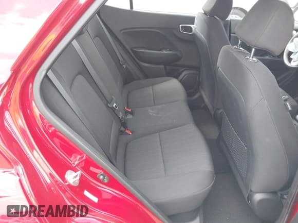 ✅ 2022 Hyundai Venue SE • VIN: KMHRB8A31NU177046 • Lot: 41909773. Listed on IAAI with 30,719 mi. Free auction sales archive from the USA and detailed vehicle history report at DreamBid. Image 8.