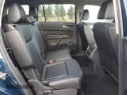 ✅ 2018 Volkswagen Atlas SE • VIN: 1V2KR2CA8JC580837 • Lot: 82295315. Wystawiony na Copart z przebiegiem 81 424 mil. Bezpłatny archiwum sprzedaży aukcyjnych z USA i szczegółowy raport historii pojazdu na DreamBid. Zdjęcie 11.