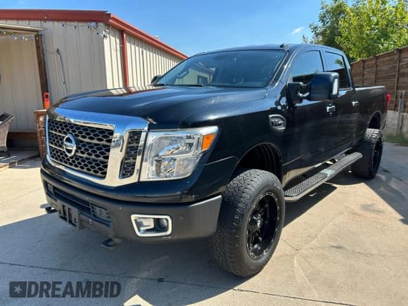 ✅ 2017 Nissan Titan SV • VIN: 1N6AA1F28HN552762 • Лот: 89440295. Опубликован ранее на Copart с пробегом 76 421 миль. Бесплатный доступ к архиву аукционных продаж из США и подробный отчёт об истории автомобиля на DreamBid. Изображение 2.