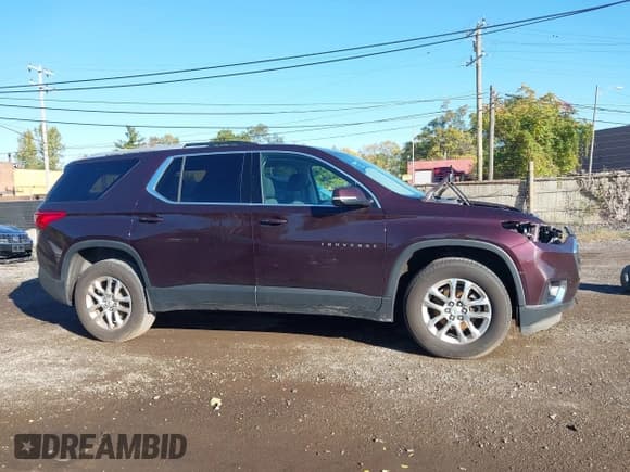 ✅ 2018 Chevrolet Traverse LT Cloth • VIN: 1GNERGKW9JJ147930 • Lot: 43468427. Wystawiony na IAAI z przebiegiem 107 643 mil. Bezpłatny archiwum sprzedaży aukcyjnych z USA i szczegółowy raport historii pojazdu na DreamBid. Zdjęcie 13.