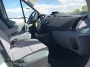 ✅ 2016 Ford Transit XL • VIN: 1FBAX2CG1GKB24186 • Lot: 42278114. Wystawiony na IAAI z przebiegiem 38 991 mil. Bezpłatny archiwum sprzedaży aukcyjnych z USA i szczegółowy raport historii pojazdu na DreamBid. Zdjęcie 5.