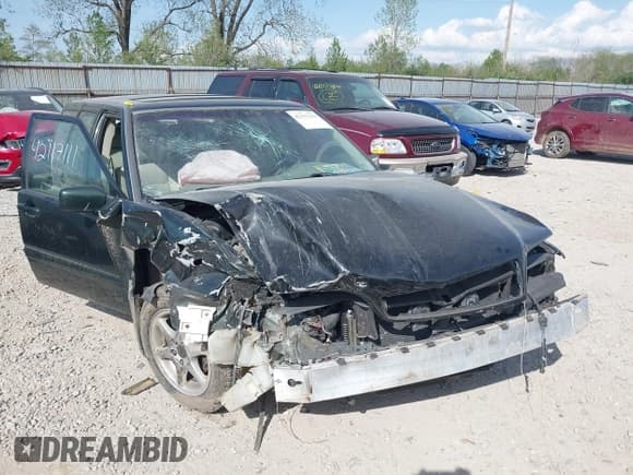 ✅ 1998 Volvo V70 GLT • VIN: YV1LW5675W2420633 • Лот: 42117111. Опубликован ранее на IAAI с пробегом 92 644 миль. Бесплатный доступ к архиву аукционных продаж из США и подробный отчёт об истории автомобиля на DreamBid. Изображение 6.