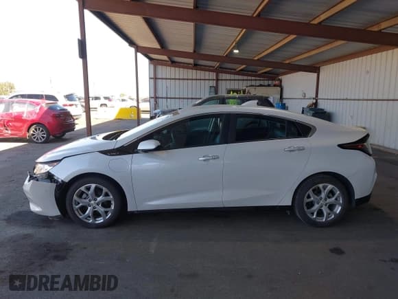 ✅ 2017 Chevrolet Volt Premier • VIN: 1G1RB6S58HU139822 • Lot: 43156011. Listed on IAAI with 111,479 mi. Free auction sales archive from the USA and detailed vehicle history report at DreamBid. Image 14.