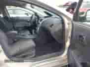 2010 Chevrolet Malibu 1LT z VIN 1G1ZC5EB0AF323011, wystawiony jako IAAI lot #43424255 z przebiegiem 116 375 mil mil oraz . Historia ofert i sprzedaży dostępna na DreamBid. Obrazek 5.