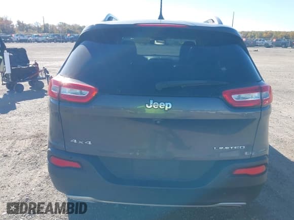 ✅ 2016 Jeep Cherokee Limited • VIN: 1C4PJMDS2GW119030 • Lot: 43485608. Wystawiony na IAAI z przebiegiem 165 271 mil. Bezpłatny archiwum sprzedaży aukcyjnych z USA i szczegółowy raport historii pojazdu na DreamBid. Zdjęcie 16.