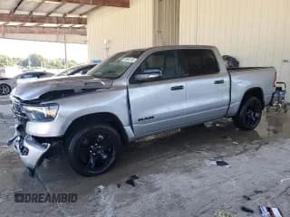 ✅ 2023 Ram 1500 Big Horn • VIN: 1C6RREFG5PN654513 • Lot: 45959195. Wystawiony na Copart z przebiegiem 20 799 mil. Bezpłatny archiwum sprzedaży aukcyjnych z USA i szczegółowy raport historii pojazdu na DreamBid. Zdjęcie 1.