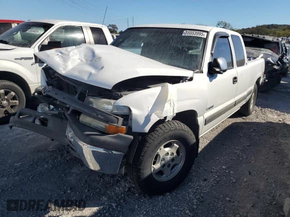 ✅ 2000 Chevrolet Silverado 1500 LT • VIN: 1GCEK19T5YE108714 • Lot: 85553995. Listed on Copart with 149,644 mi. Free auction sales archive from the USA and detailed vehicle history report at DreamBid. Image 1.