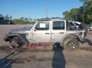 ✅ 2020 Jeep Wrangler Unlimited Rubicon • VIN: 1C4HJXFN1LW114022 • Lot: 41760099. Wystawiony na IAAI z przebiegiem 87 622 mil. Bezpłatny archiwum sprzedaży aukcyjnych z USA i szczegółowy raport historii pojazdu na DreamBid. Zdjęcie 13.