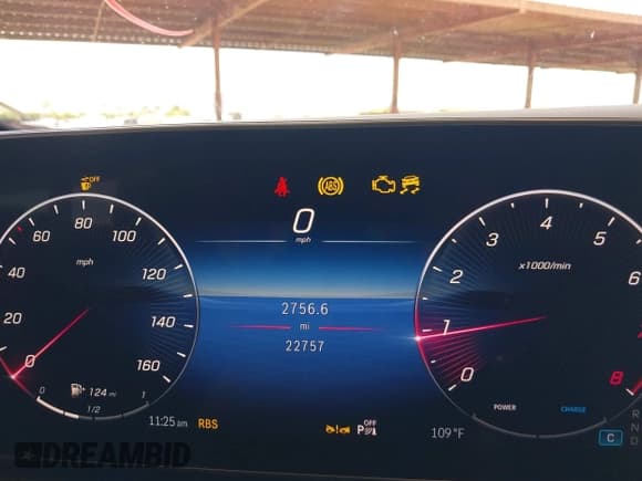 ✅ 2023 Mercedes-Benz GLC 300 • VIN: W1NKM4GB2PF057814 • Lot: 42659134. Wystawiony na IAAI z przebiegiem 22 757 mil. Bezpłatny archiwum sprzedaży aukcyjnych z USA i szczegółowy raport historii pojazdu na DreamBid. Zdjęcie 7.