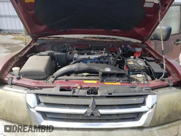 ✅ 2002 Mitsubishi Montero XLS • VIN: JA4MW31R52J069014 • Lot: 71785804. Listed on Copart with Not provided. Free auction sales archive from the USA and detailed vehicle history report at DreamBid. Image 12.