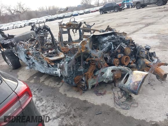 ✅ 2016 Ford F-150 XLT • VIN: 1FTFW1EF3GKF04181 • Lot: 41209007. Listed on IAAI with Not provided. Free auction sales archive from the USA and detailed vehicle history report at DreamBid. Image 1.