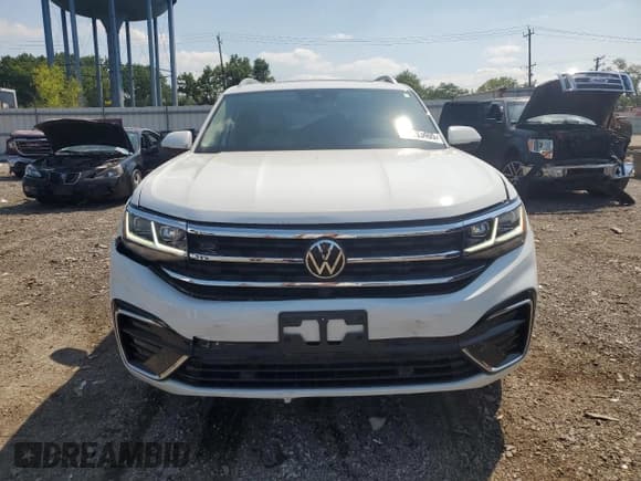 ✅ 2021 Volkswagen Atlas SEL Premium R-Line • VIN: 1V2FR2CA1MC563397 • Lot: 69095405. Listed on Copart with 50,045 mi. Free auction sales archive from the USA and detailed vehicle history report at DreamBid. Image 5.